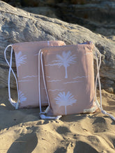 Load image into Gallery viewer, Palm Springs Round Beach &amp; Picnic Mat
